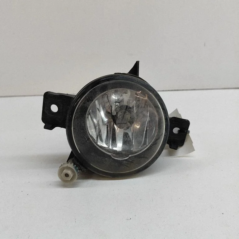 Priekšējais miglas lukturis 1N0010407