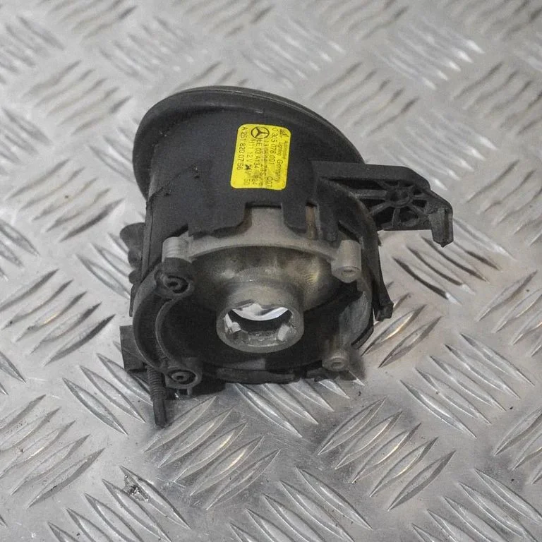 Front fog light – Mercedes-Benz ML-Class W164 (2005-2011)