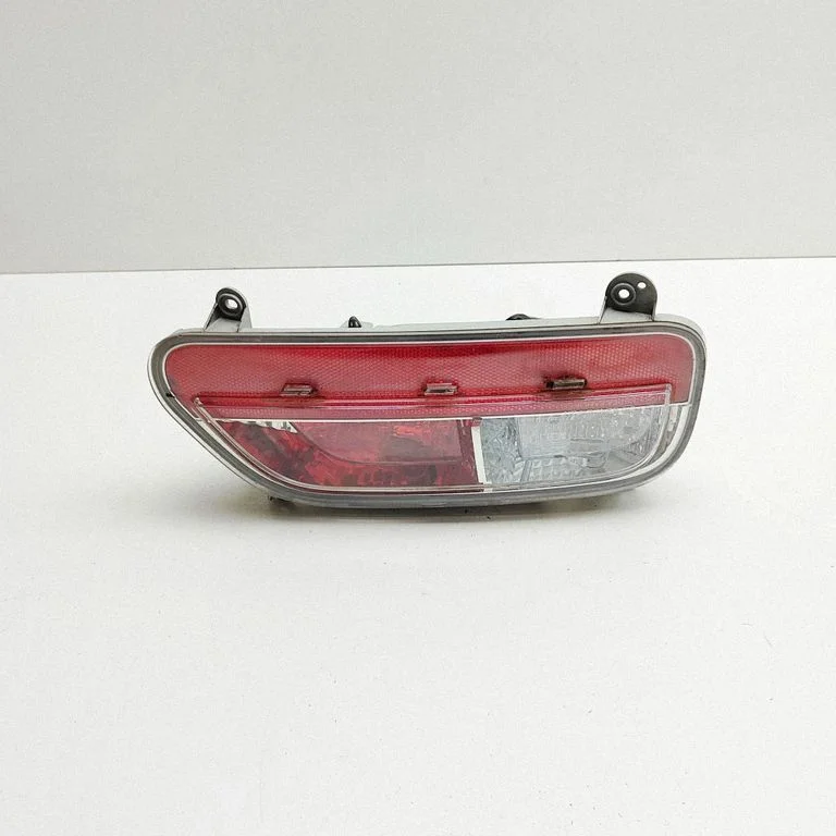 Rear fog light 92405A2700 – KIA Ceed (2012-2018)