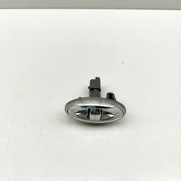 Spārna pagrieziena lukturis 9680057480