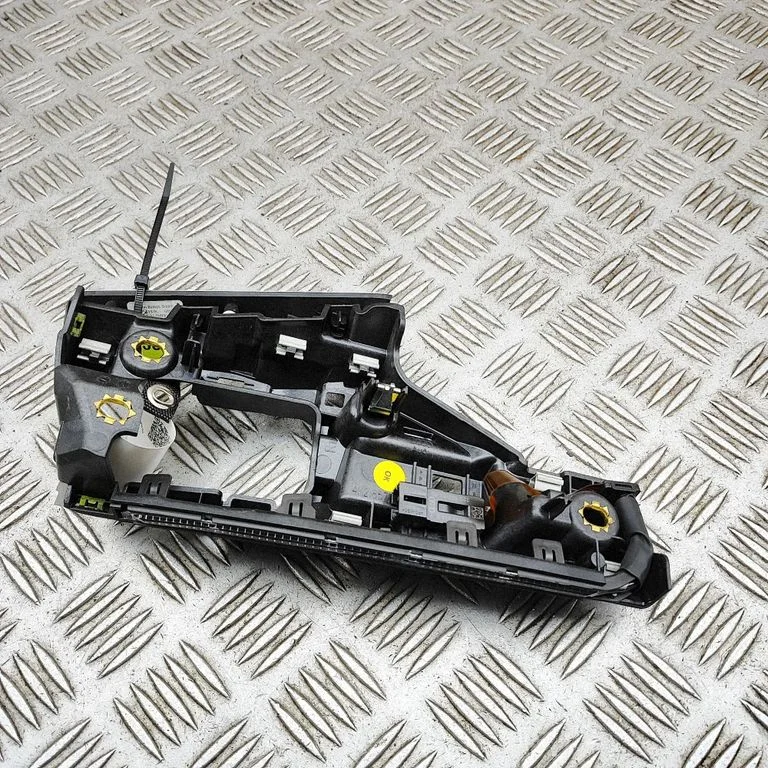 Front seat light 4K2857736