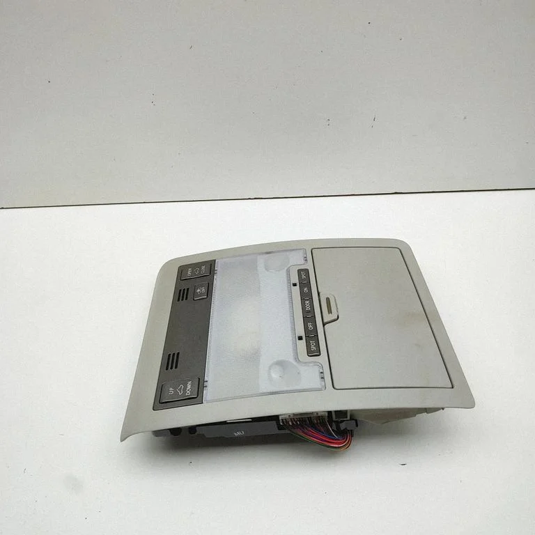 Front seat light 1D111050G