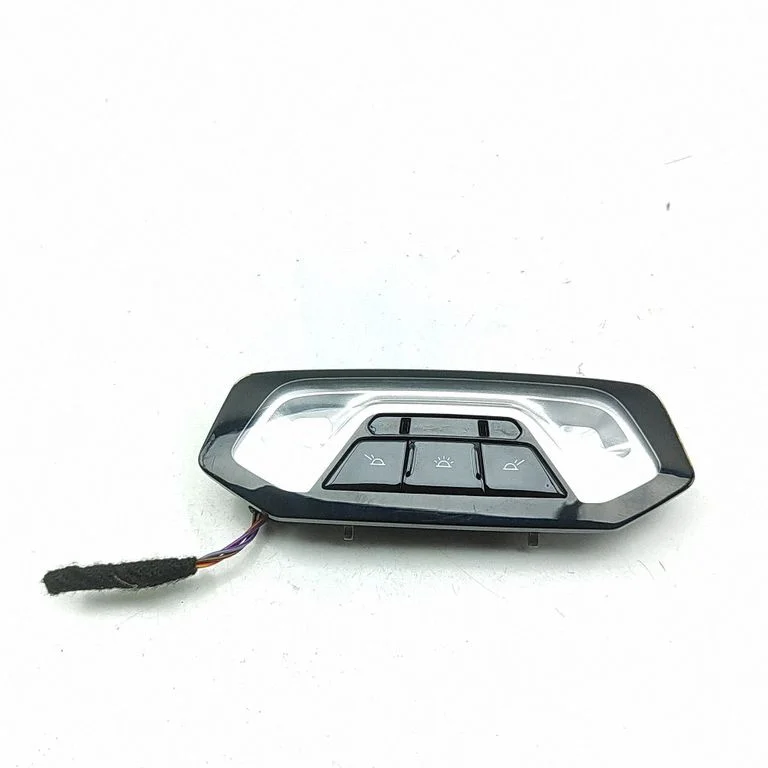 Front seat light 9490431
