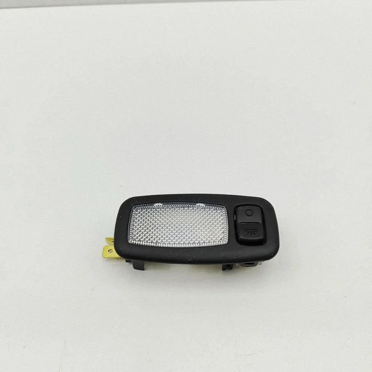 Front seat light 928913S000WK