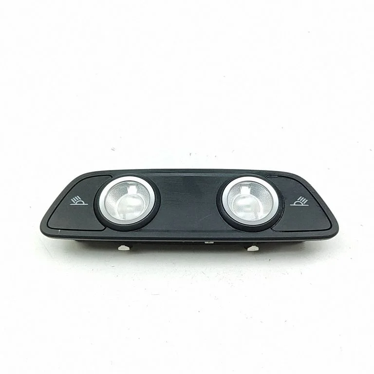 Front seat light 4M0947111