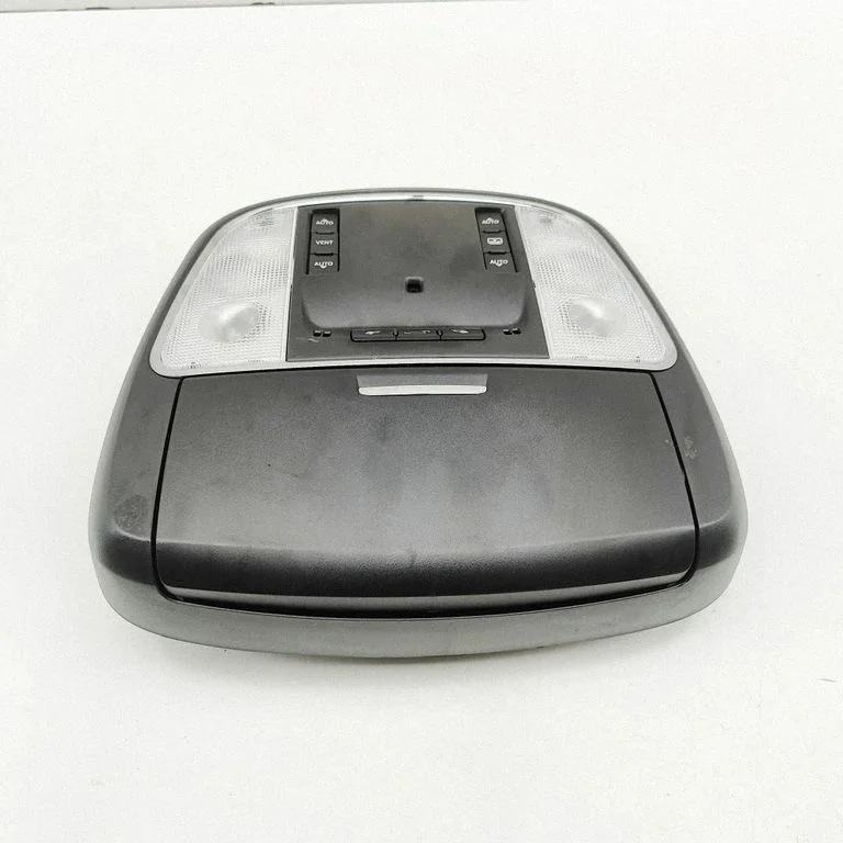 Front seat light 5VD621X9AA