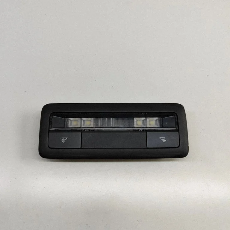 Esiistmete valgustustuli BCJH51310