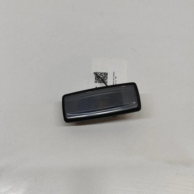 Priekšējo sēdvietu apgaismojuma lukturis 06700477780