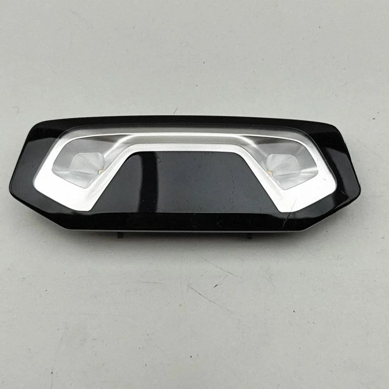 Lampka przednich siedzeń – BMW Seria 2 F44 (2019-2024)