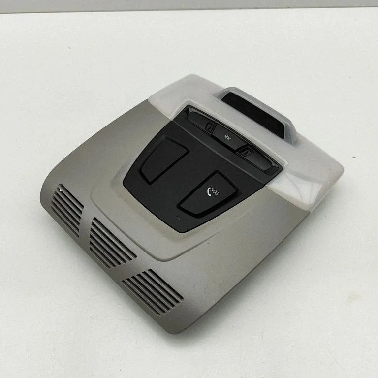 Front seat light 6820167