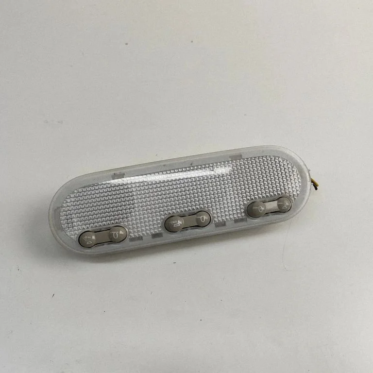 Front seat light 26430BC00B