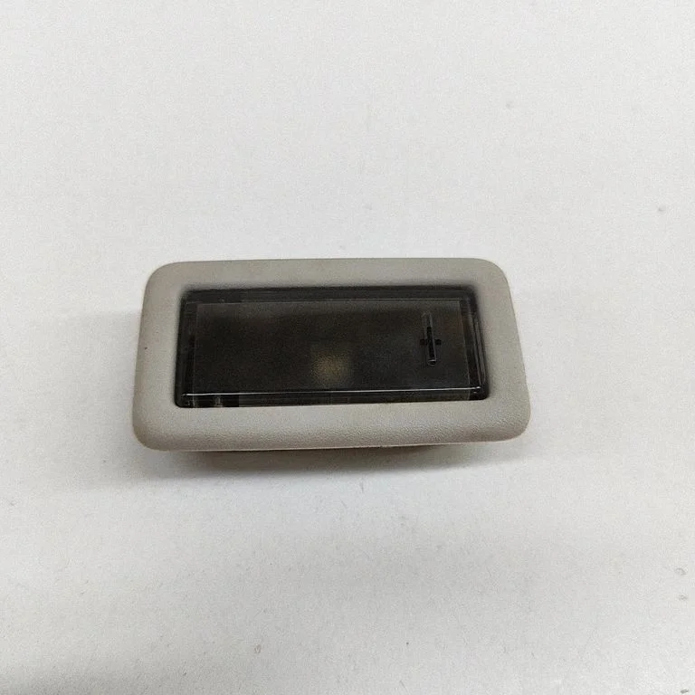 Priekšējo sēdvietu apgaismojuma lukturis FK7213776AC