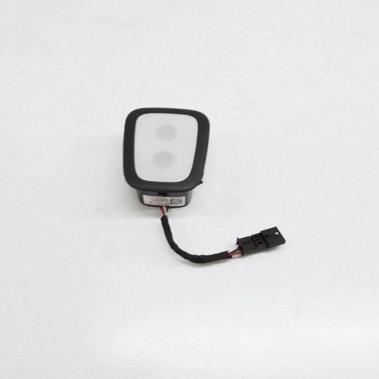 Esiistmete valgustustuli AG155011BKA