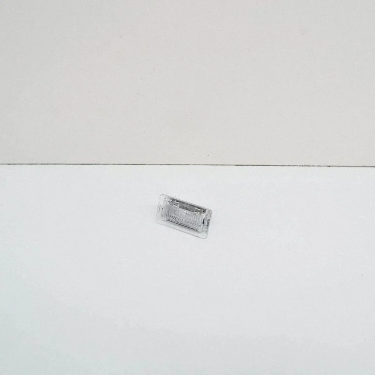 Front seat light 1INJ907000
