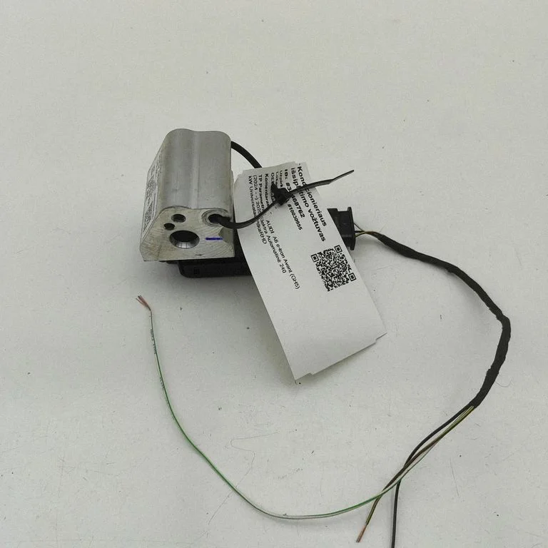Air conditioning (A/C) expansion valve 1EA816590B