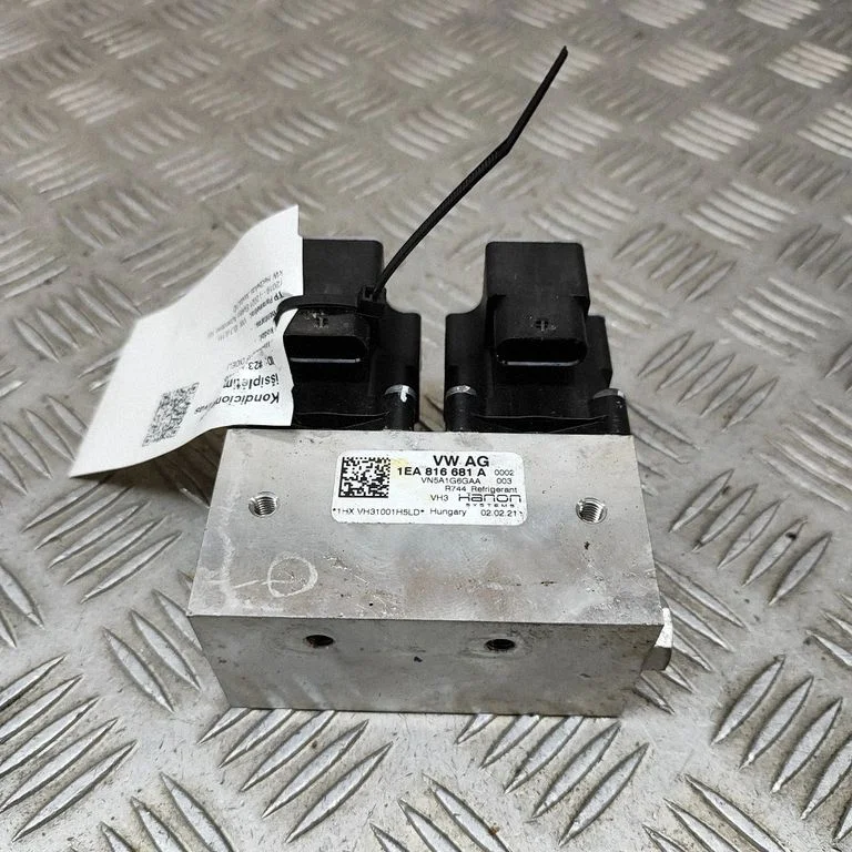 Air conditioning (A/C) expansion valve 1EA816681A