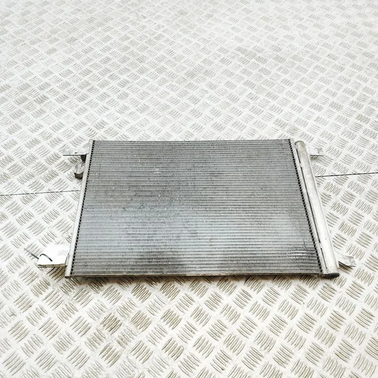 Gaisa kondicioniera dzesēšanas radiators (kondensators) 5Q0816411BG