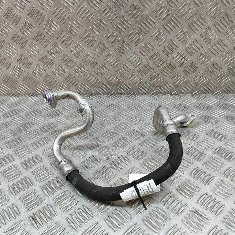 Air conditioning (A/C) pipe/hose – Land Rover Range Rover Evoque L551 (2018-)