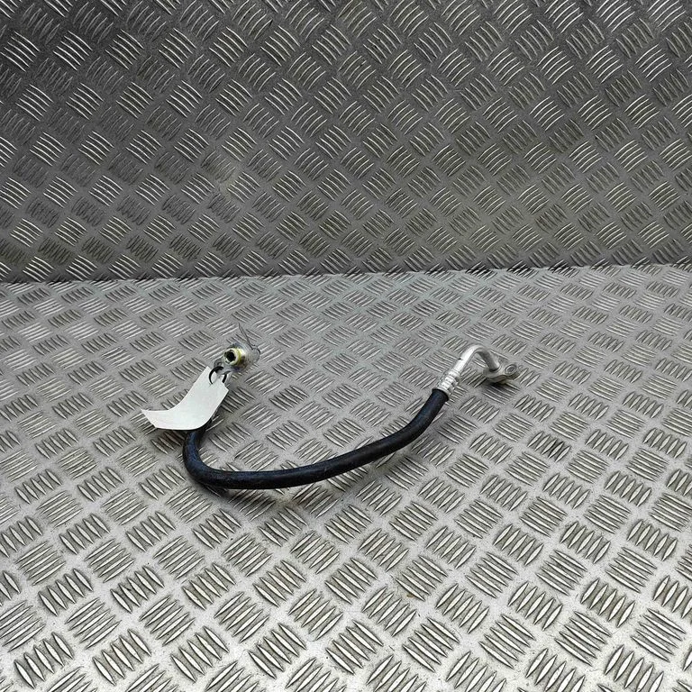 Kliimaseadme toru / voolik 32400319