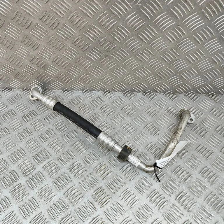 Air conditioning (A/C) pipe/hose – BMW i3 (2013-)