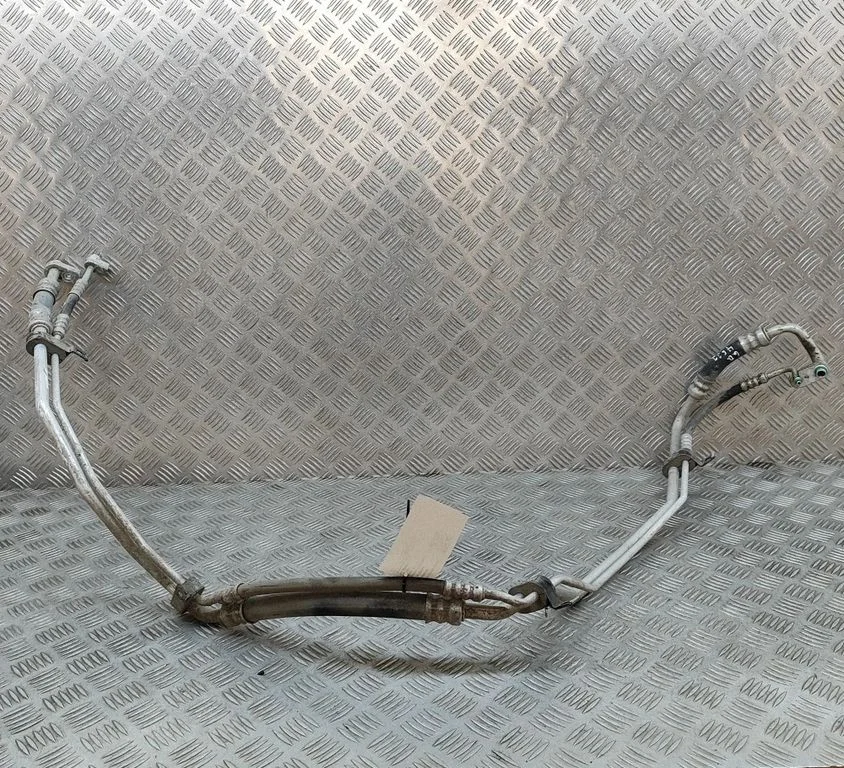 Air conditioning (A/C) pipe/hose 103242300E