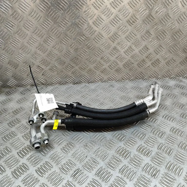 Air conditioning (A/C) pipe/hose – Tesla Model Y (2020-)