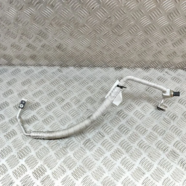 Kliimaseadme toru / voolik 1EA816521F