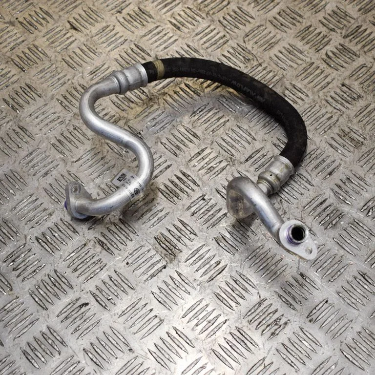 Air conditioning (A/C) pipe/hose – Land Rover Range Rover Evoque L551 (2018-)
