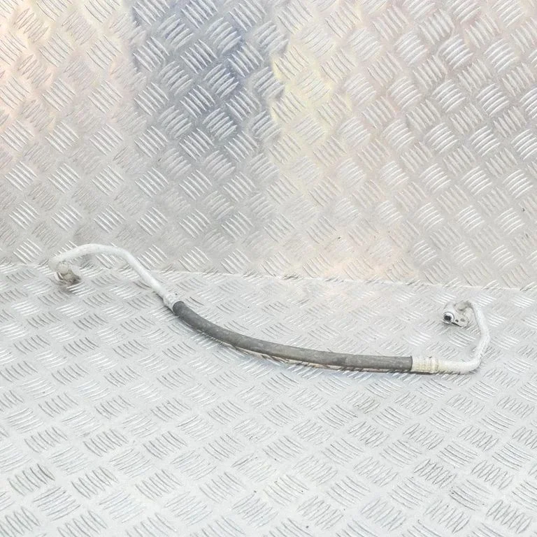 Kliimaseadme toru / voolik – BMW 2-seeria F22 F23 (2013-2017)