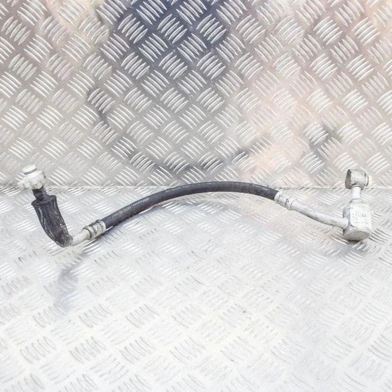 Air conditioning (A/C) pipe/hose – Land Rover Range Rover Evoque L538 (2011-2018)