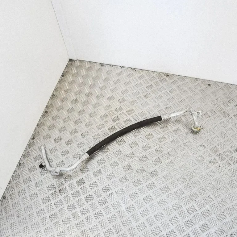 Air conditioning (A/C) pipe/hose – Audi Q5 SQ5 8R (2008-2017)