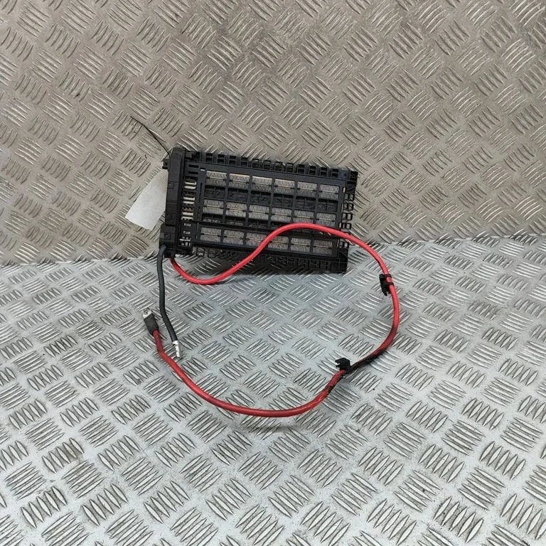 Elektriline salongi küttekeha radiaator A1678307503