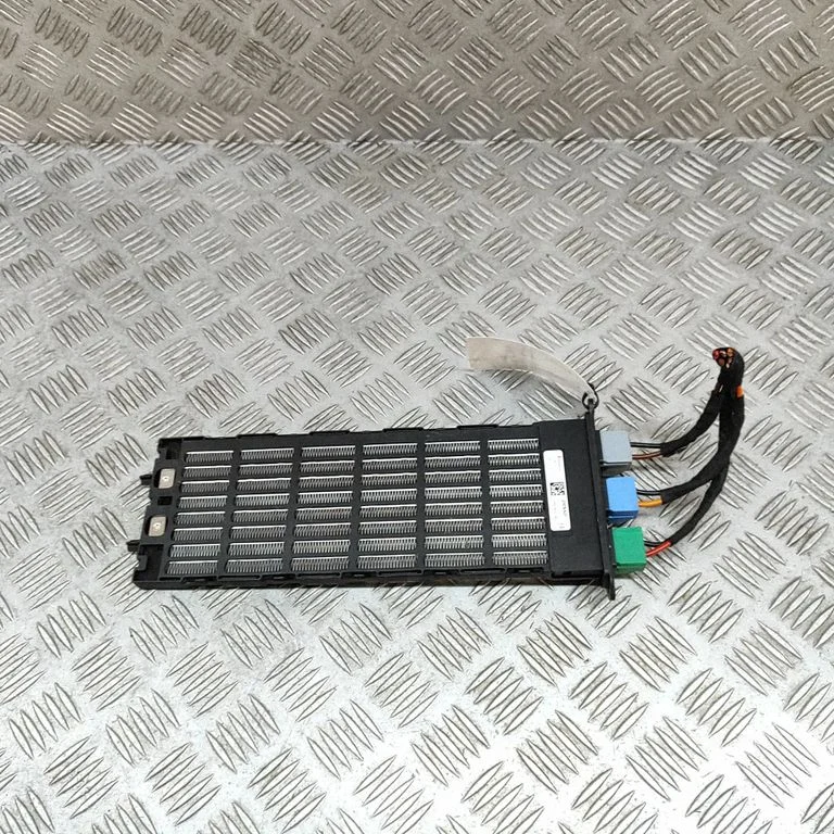 Elektriline salongi küttekeha radiaator MR0134101190 – Maserati Ghibli (2013-)
