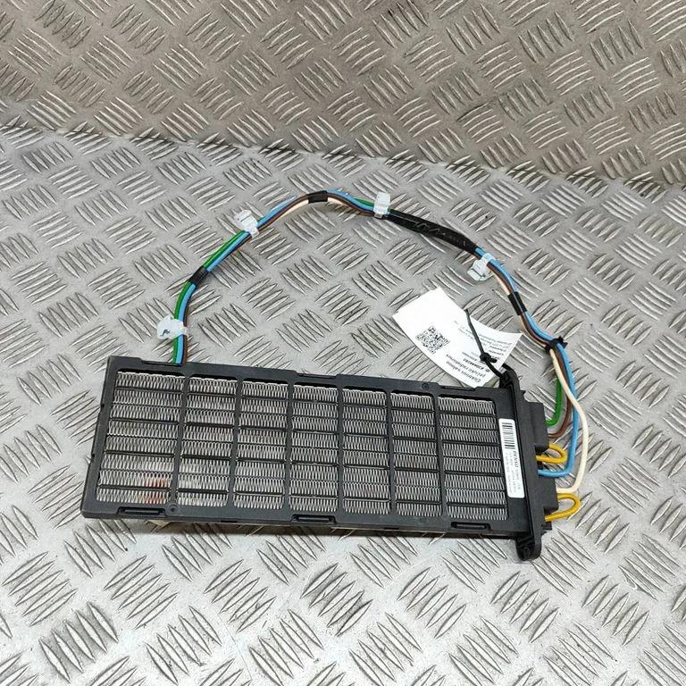 Elektriskais salona krāsniņas radiators 0134101110