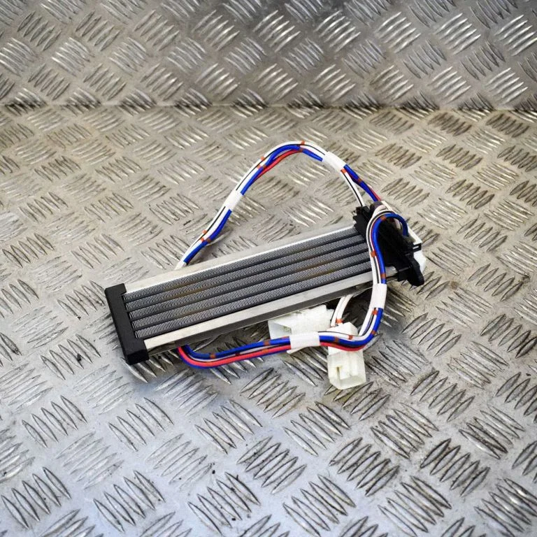 Elektriskais salona krāsniņas radiators – Toyota Prius (XW30) (2009-2015)