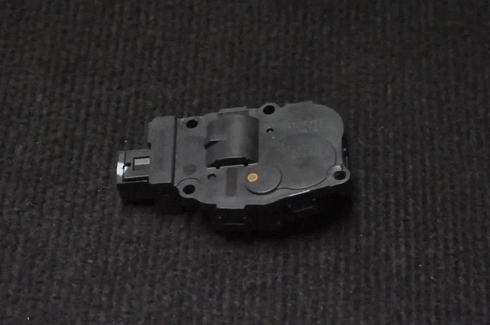 Air flap motor/actuator – Porsche Cayenne (92A) (2010-2017)