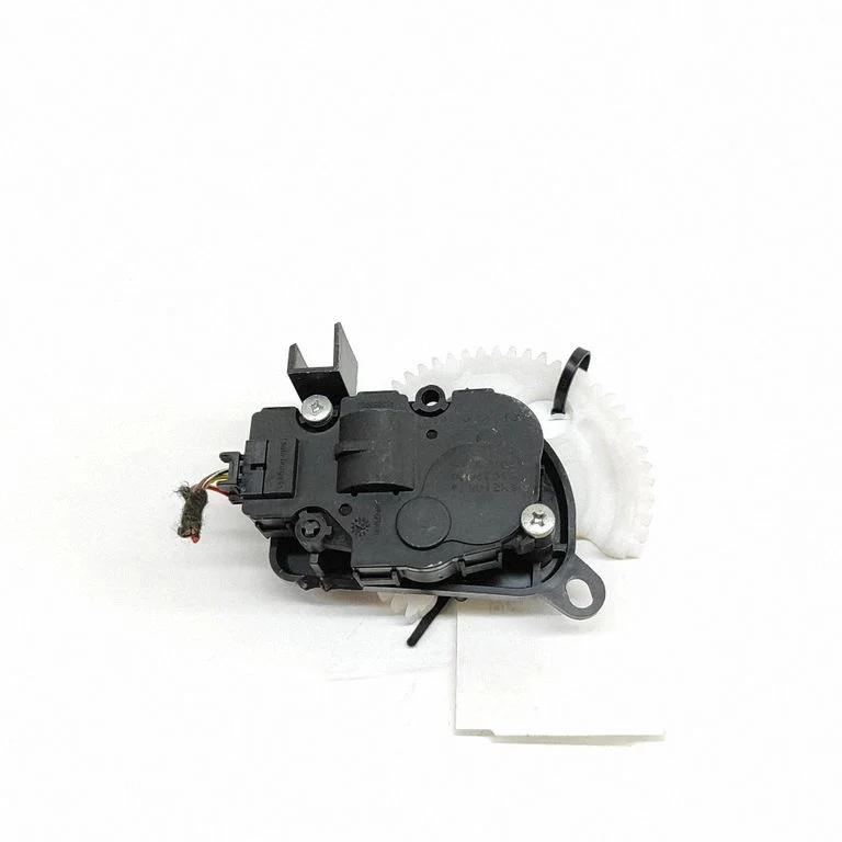 Air flap motor/actuator – Land Rover Range Rover L405 (2013-2021)