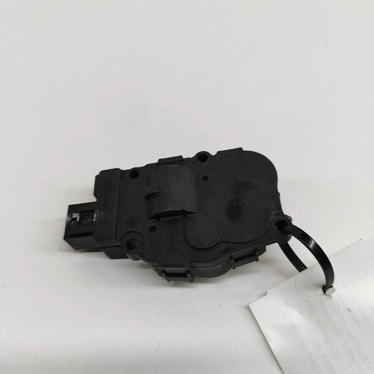 Gaisa aizvara motoriņš/aktuators 16450178