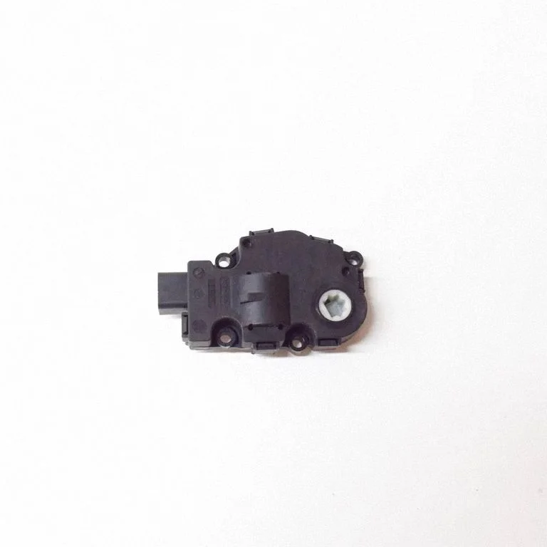 Gaisa aizvara motoriņš/aktuators T1015556H