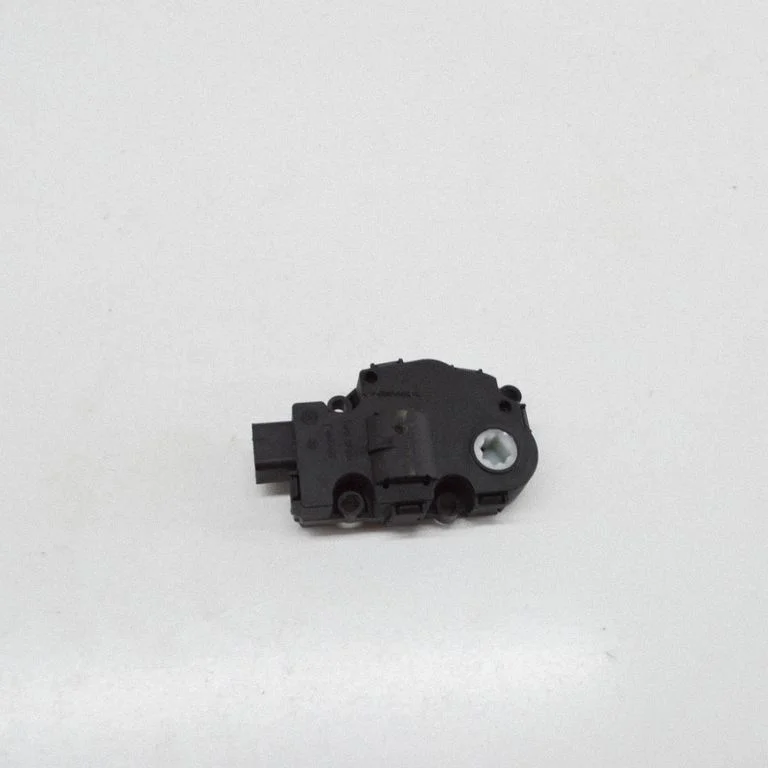 Gaisa aizvara motoriņš/aktuators T946104A