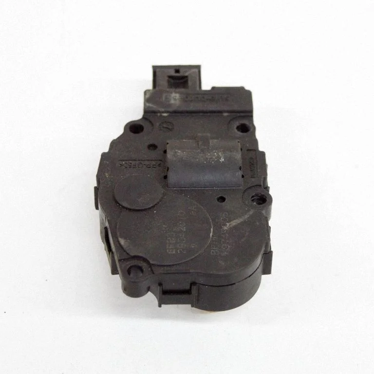 Gaisa aizvara motoriņš/aktuators K9749005
