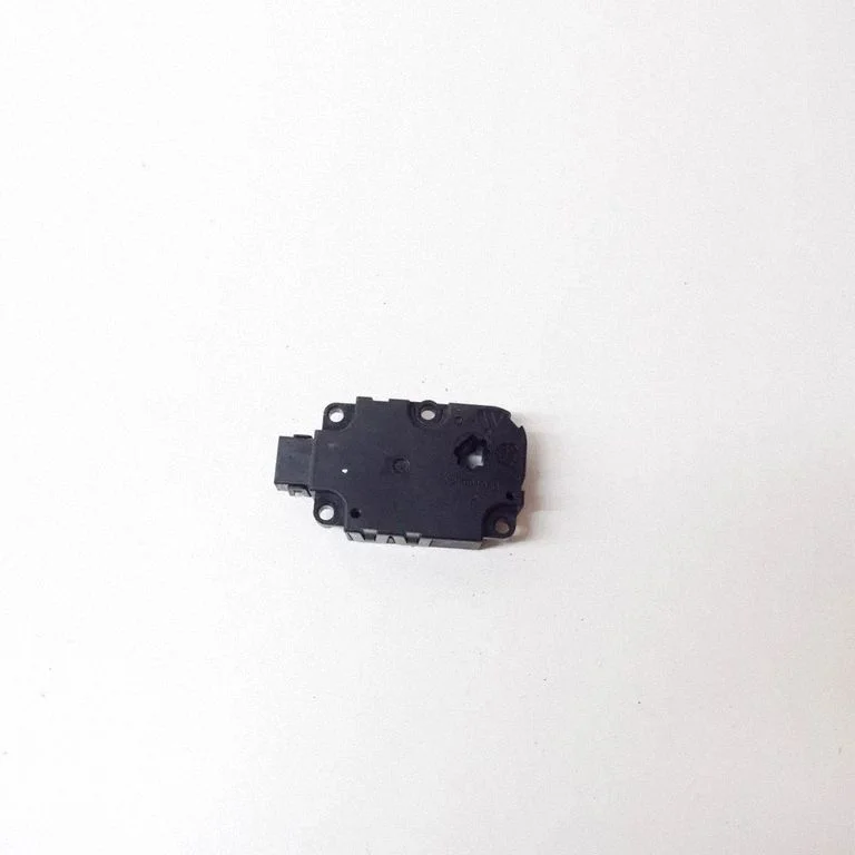 Air flap motor/actuator CZ1139300854 – Audi A8 S8 D4 4H (2010-2016)