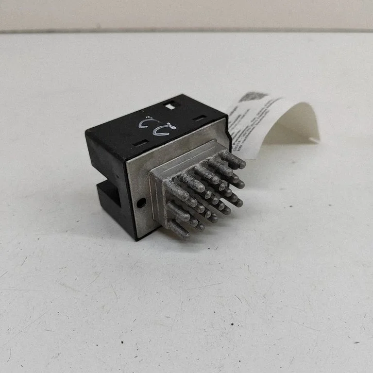 Krāsniņas ventilatora rezistors (reostats) D608EBAAA02