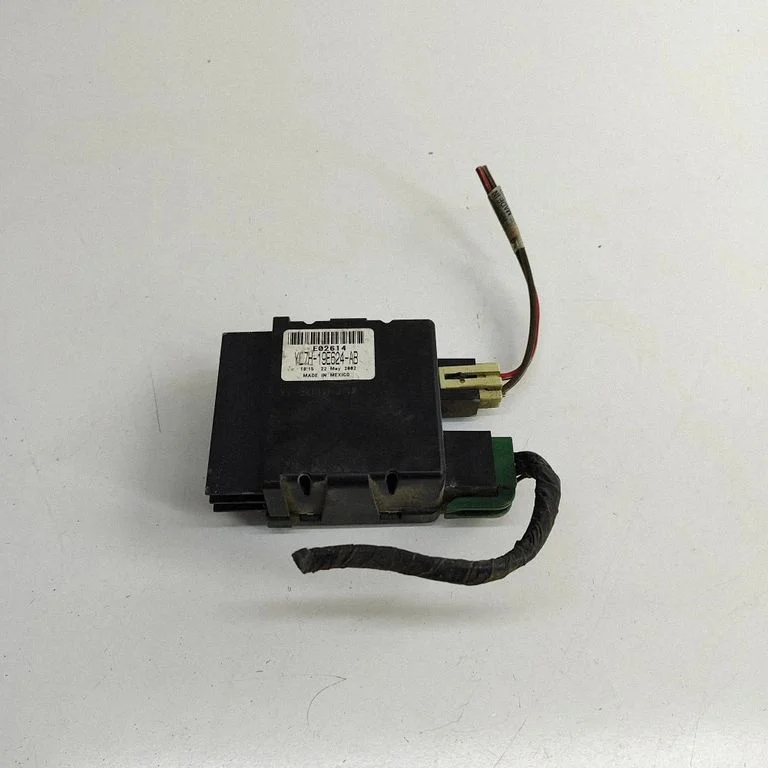 Krāsniņas ventilatora rezistors (reostats) YL7H19E624AB