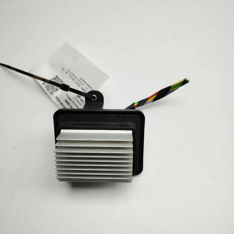 Krāsniņas ventilatora rezistors (reostats) 9833380880