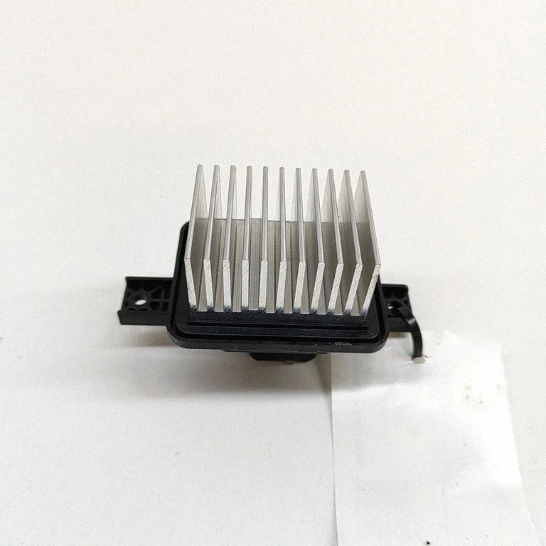 Salongipuhuri takisti 79330TBAA11