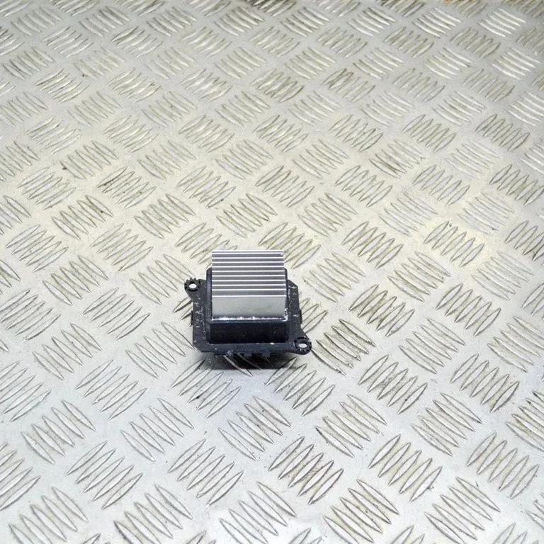 Krāsniņas ventilatora rezistors (reostats)