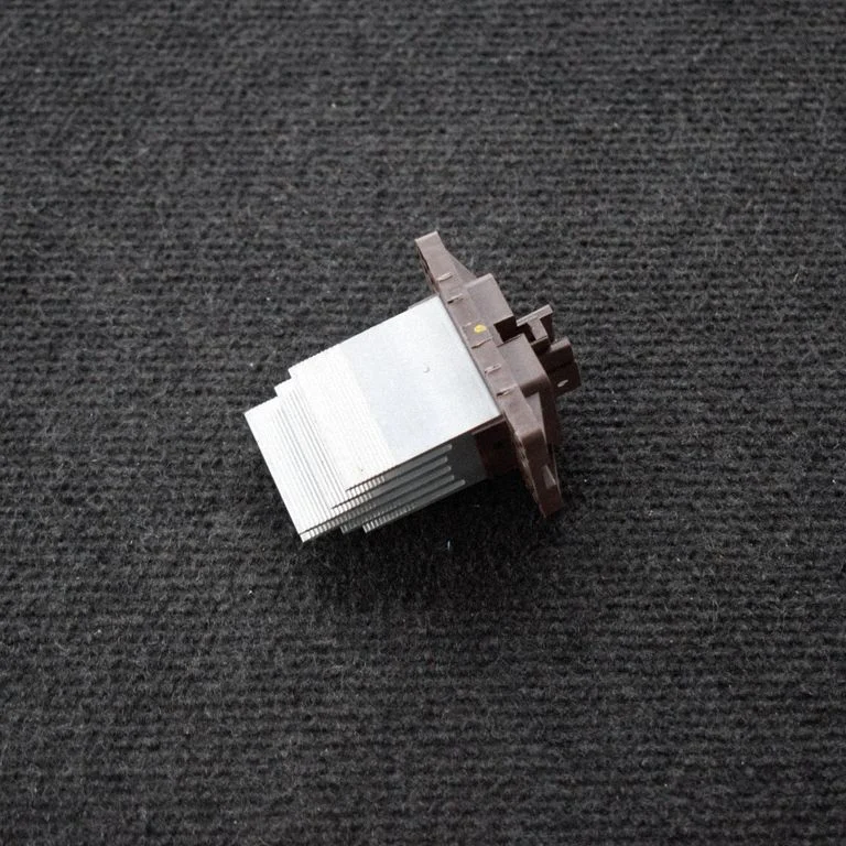 Heater blower motor/fan resistor – KIA Ceed (2006-2012)