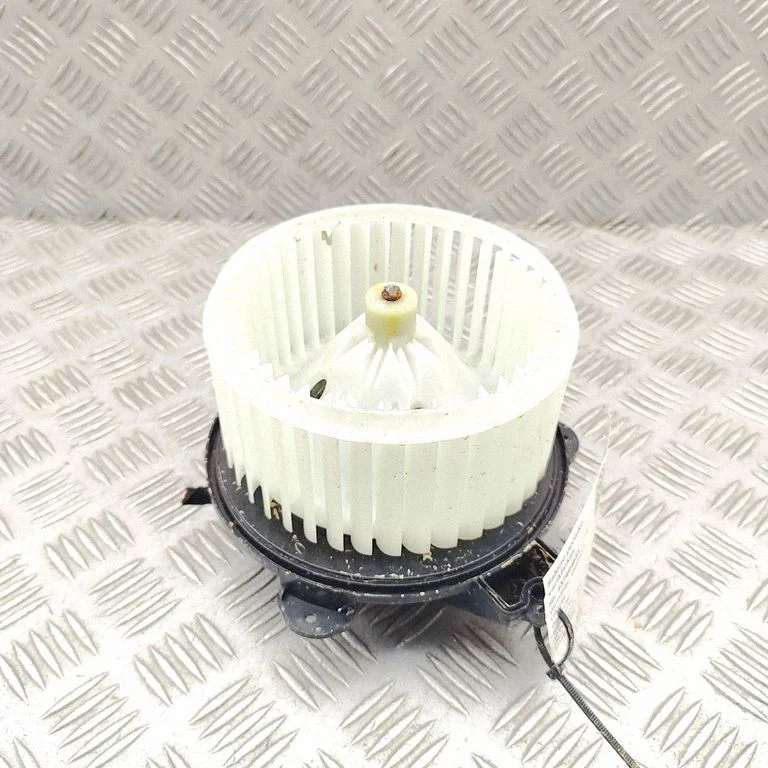 Salongipuhur HDH8104100D