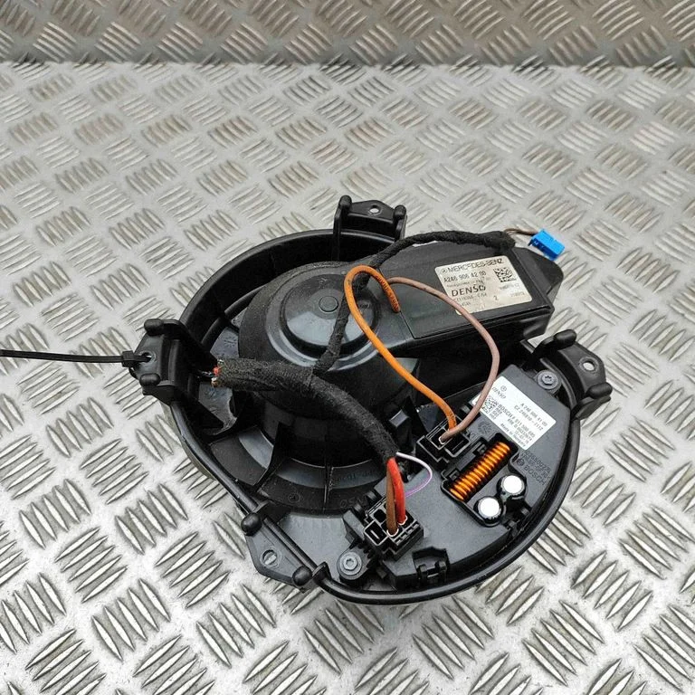 Krāsniņas ventilators/pūtējs CZ1163600754